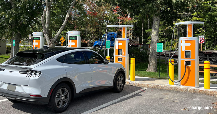 Bornes de recharge rapide en courant continu ChargePoint