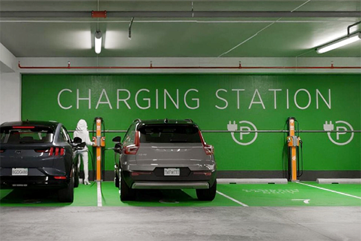Parking garage with ChargePoint CPF50