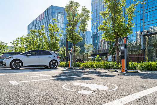 Car charging on ChargePoint CP6000 and some pricing graph